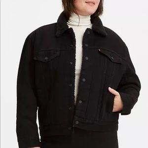 Levi Sherpa trucker jacket
